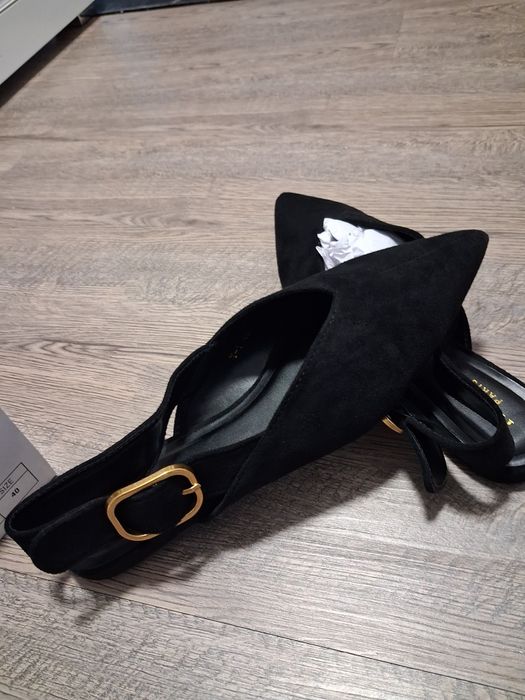 Buty nowe zamszowe