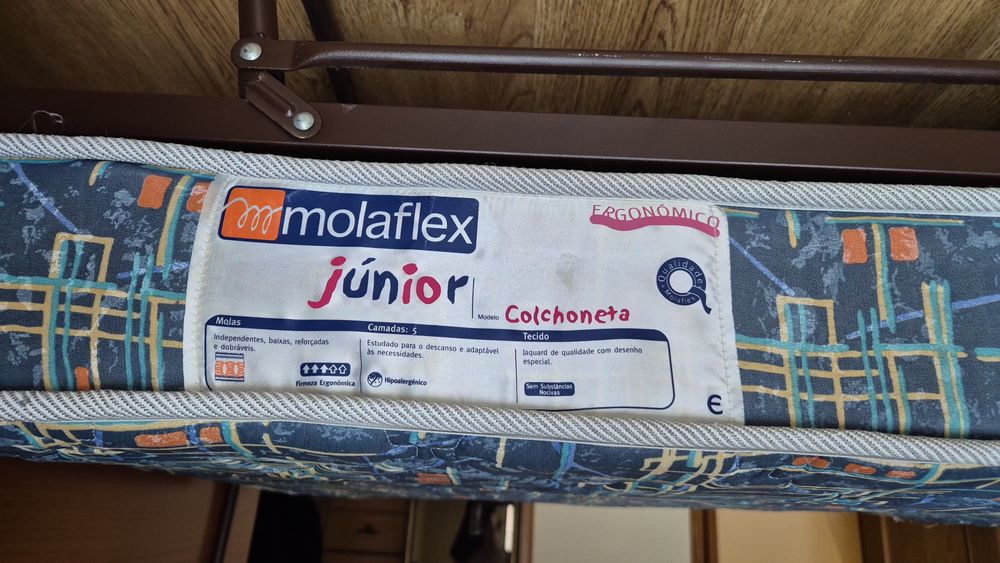 Summier/cama para uma pessoa