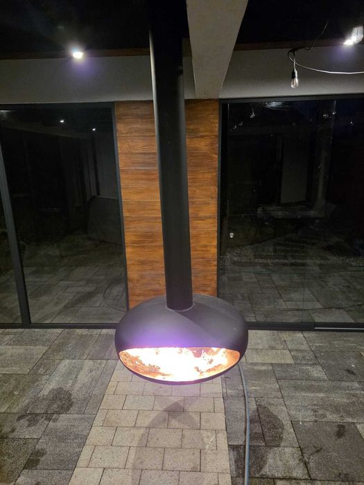 Piec wiszący czarny mat