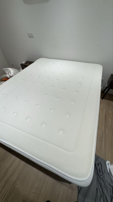 Colchão Queen Size Molas Ensacadas