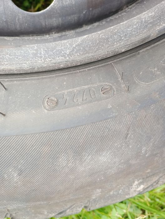 Felgi 14 z oponami letnimi