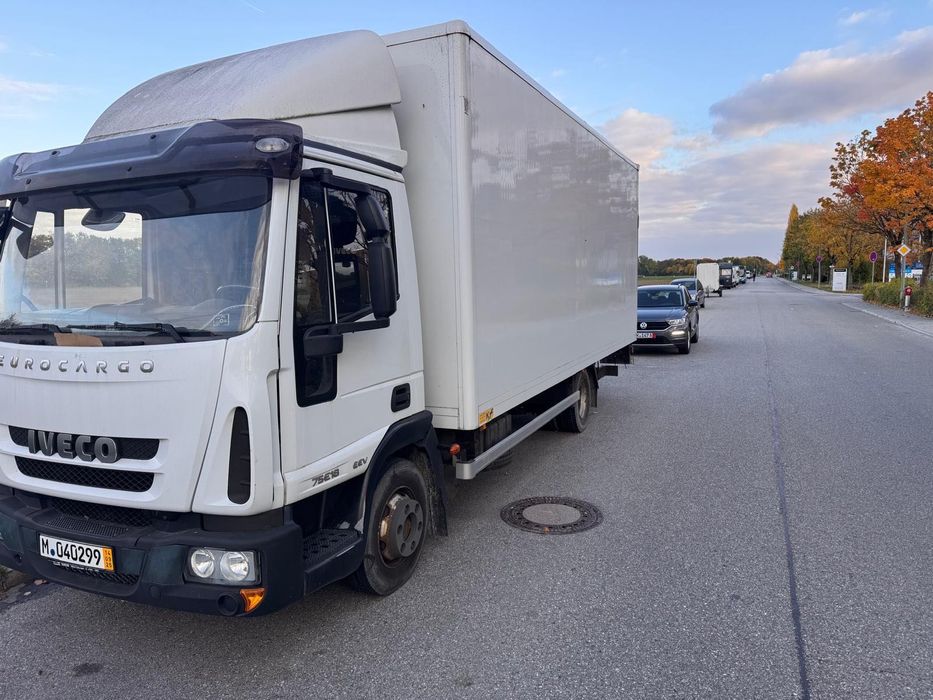Iveco Eurocargo kontener z windą