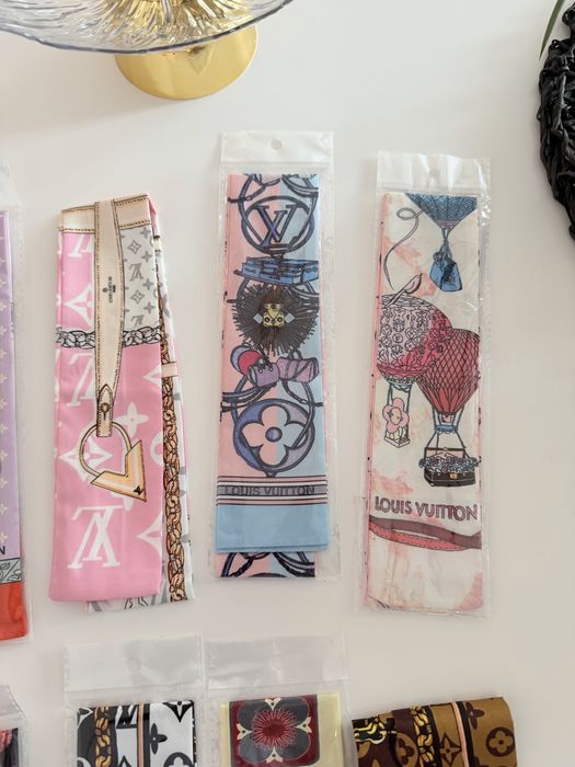 Apaszki chusty Bandeau LV Louis Vuitton różne rodzaje chusta apaszka