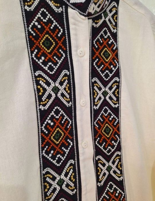 Чоловіча вишиванка на гудзиках М/Л