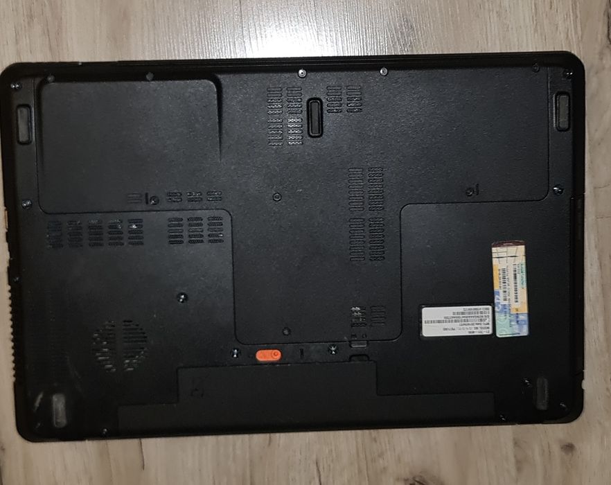 Laptop Acer 17,3 cała