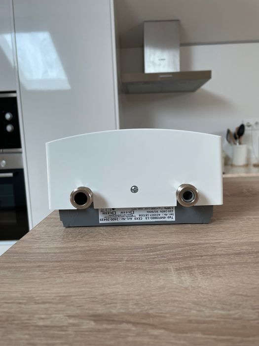 Esquentador elétrico monofásico Clage CEX9