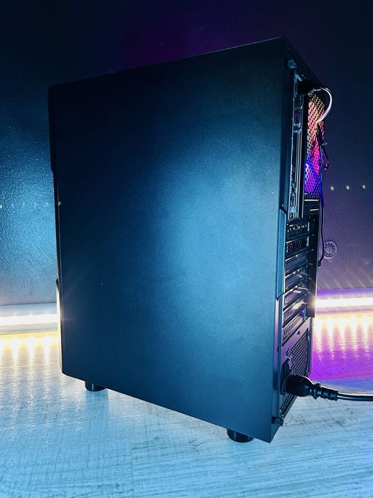 Radeon Rx 5700  | Intel I3 10100F | 16GB DDR4 | Komputer do Gier |