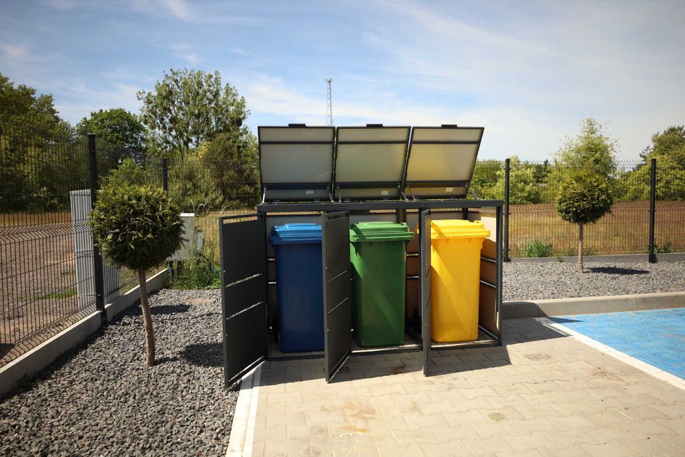 Zabudowy koszy Top Box Obudowy koszy Osłona kosza 4x240L Premium