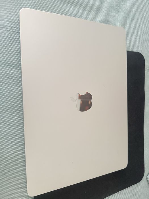 MACBOOKAIR  M2 POUCO USADO