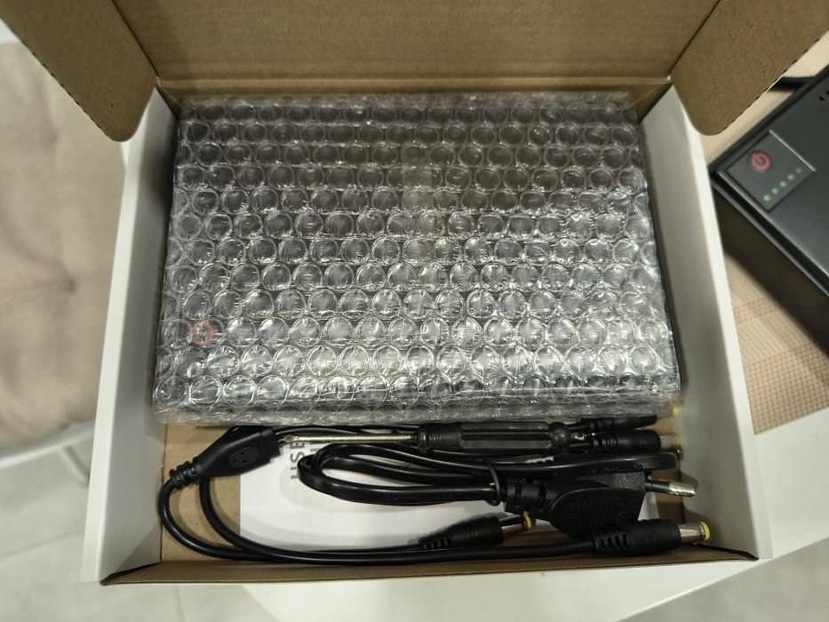 Повербанк ДБЖ УПС 13600mAh 18W UPS для роутера 12V 9V 5V GPON