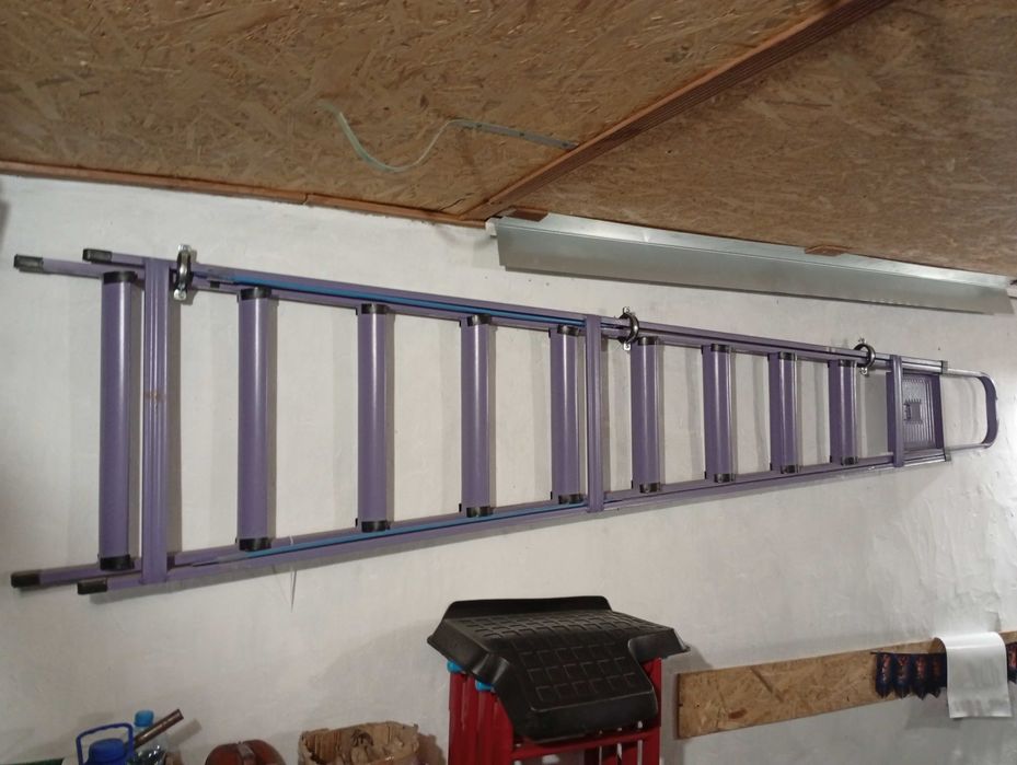 Драбина Works 407 9 щаблів б/у в хорошем стані