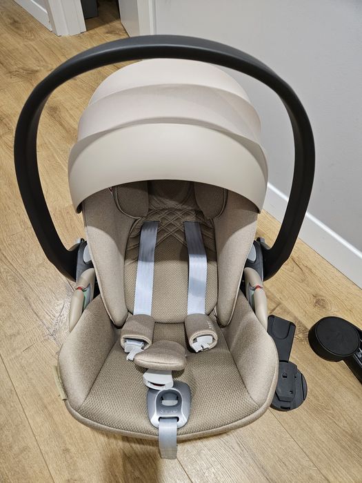 Дитяче автокрісло Cybex Cloud-T. Від народження