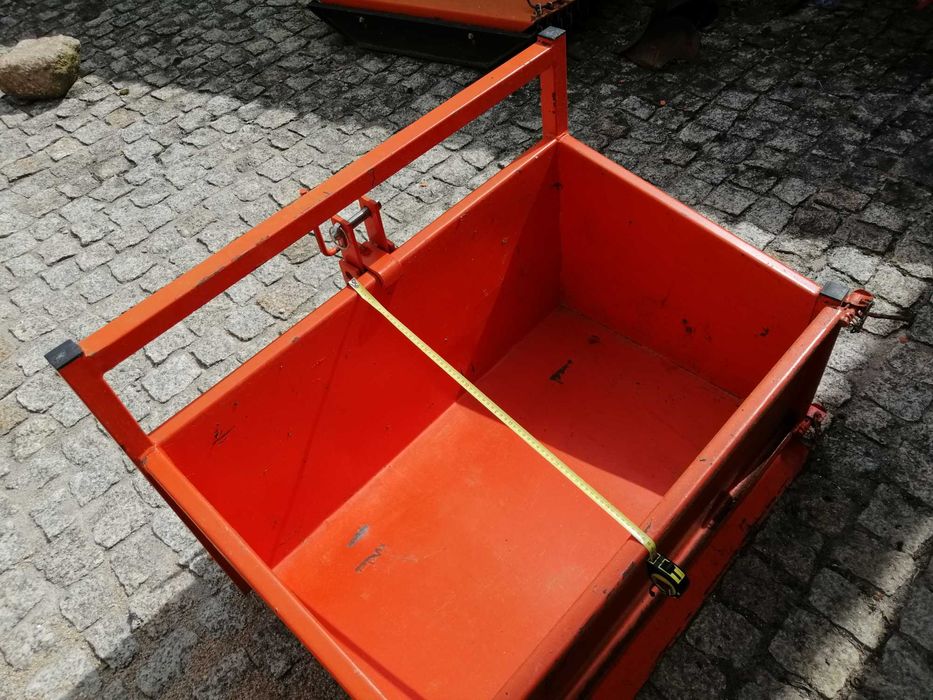 Caixa trator semi-nova