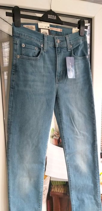 Джинсы новые  Levis 26 р,164 -170 р штаны.