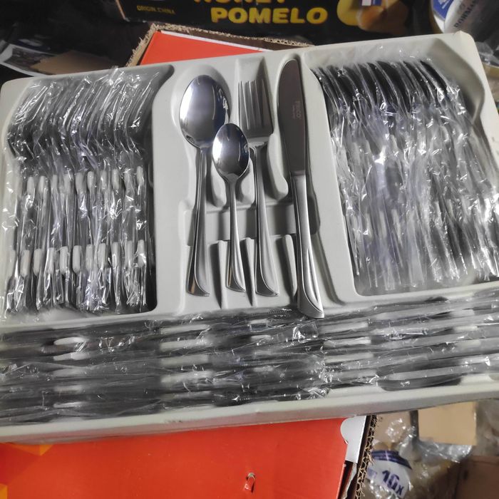 Sztućce 72 el 12 osób satyna Frico bez walizki