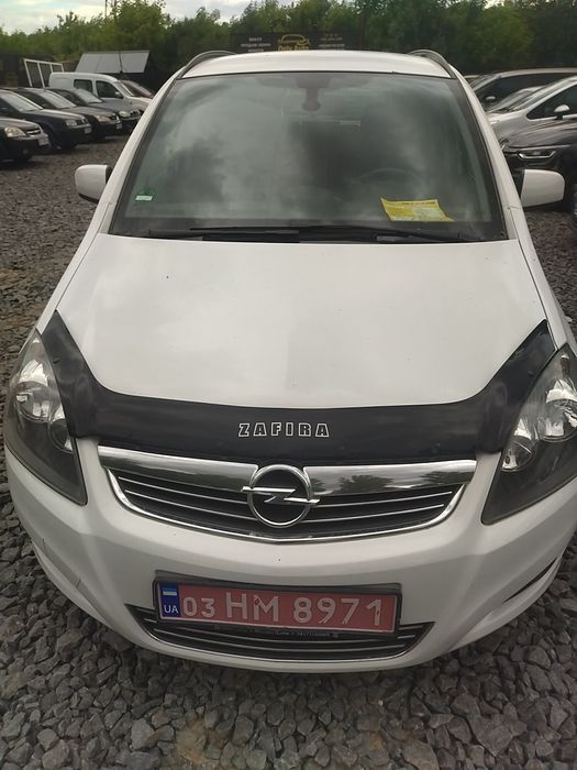 Опель Opel Zafira 2011 1.6Бензин