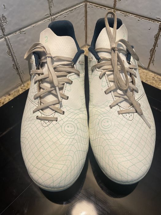 Buty piłkarskie Kipsta 38 korki