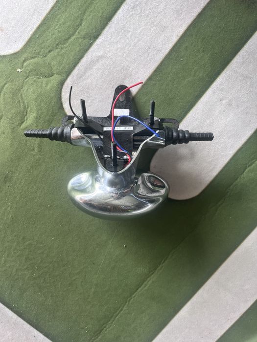Farol traseiro original Triumph