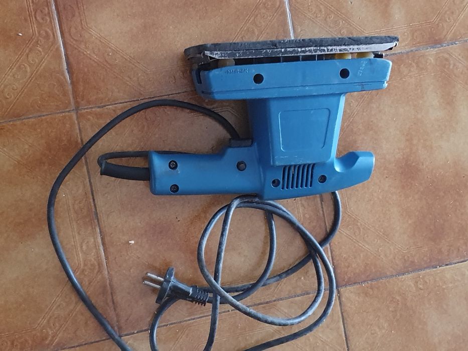 Lixadora Usada mas em Bom Estado