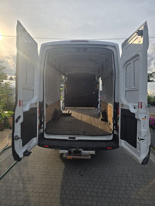 Ford Transit Bus