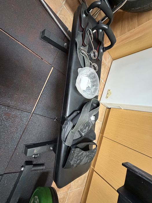 Rack de musculação completa + pesos Topgim + barras