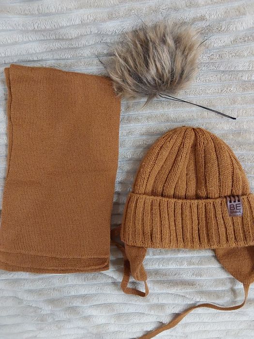Шапка і шарф для хлопчика до 2 років