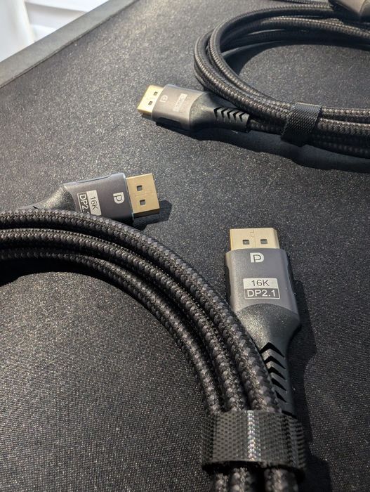 DisplayPort 2.1 - 8k 120hz - 4k 240hz - 16k 30hz