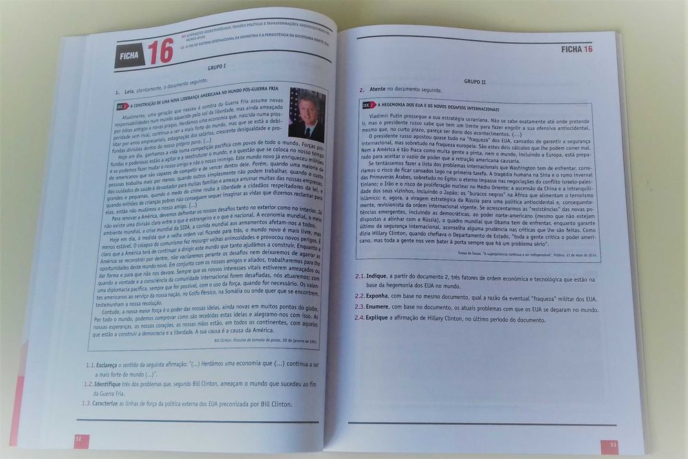 Caderno de Atividades História A - 12.º