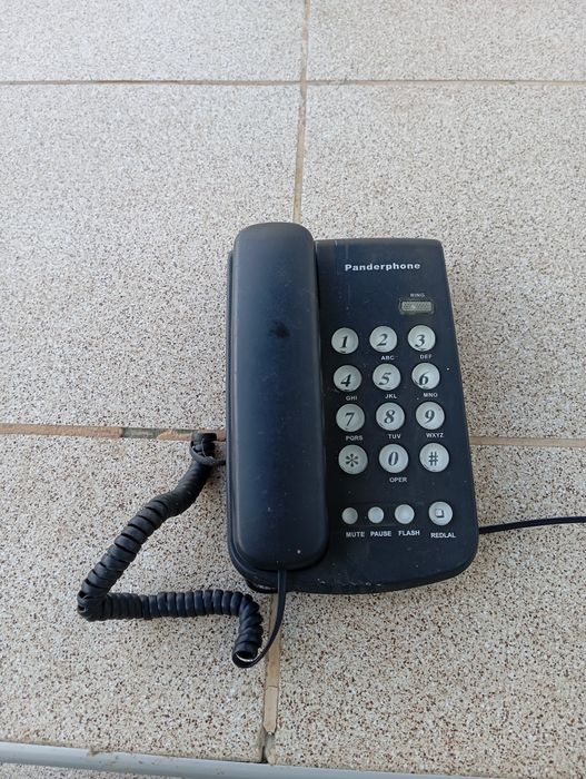 Продам стаціонарний телефонний апарат.