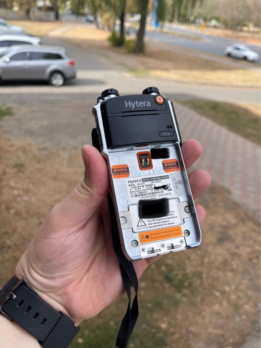 Портативная рация Hytera X1e