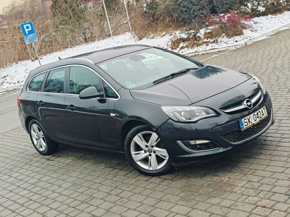 Opel Astra 1.6T 180KM * Bi-XENON * Nawigacja * Kubełkowe Fotele * Wersja SPORT *
