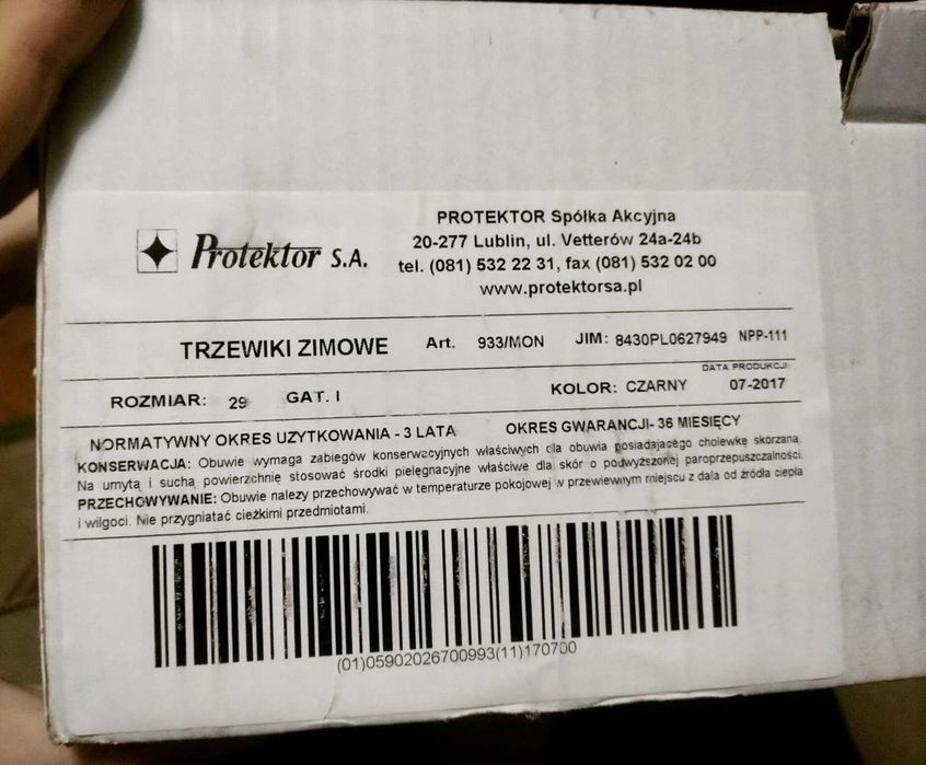Buty Wojskowe Zimowe 933/MON Protektor 45 – Sprawdzone w terenie!