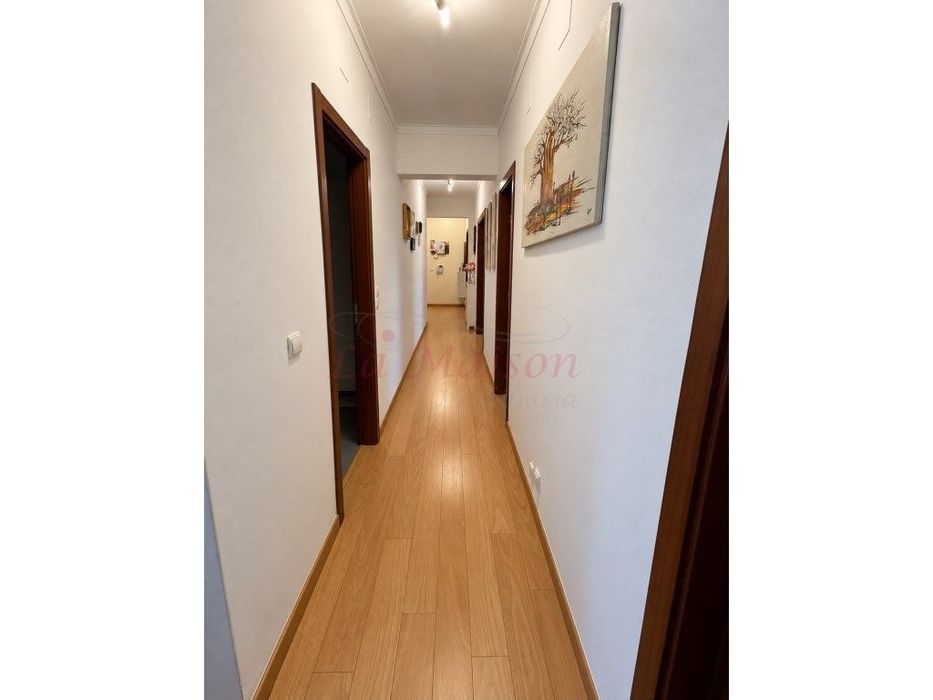 Apartamento T3 no Infantado