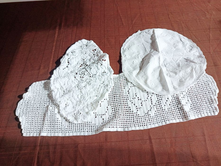 Panos bordados á mão