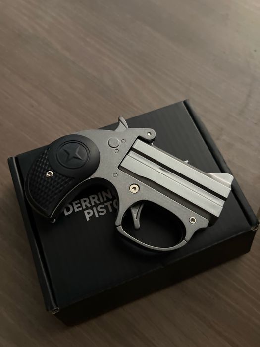 Детский металлический пистолет Bond Arms Stinger комплект