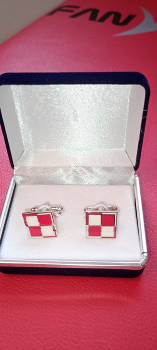 Spinki do mankietów