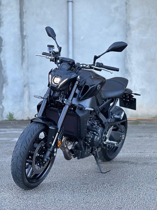 YAMAHA MT-09 c/ Poucos Quilómetros e Garantia!