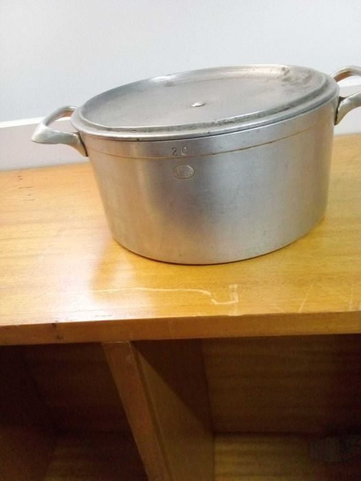 Tachos de ferro - vários tamanhos