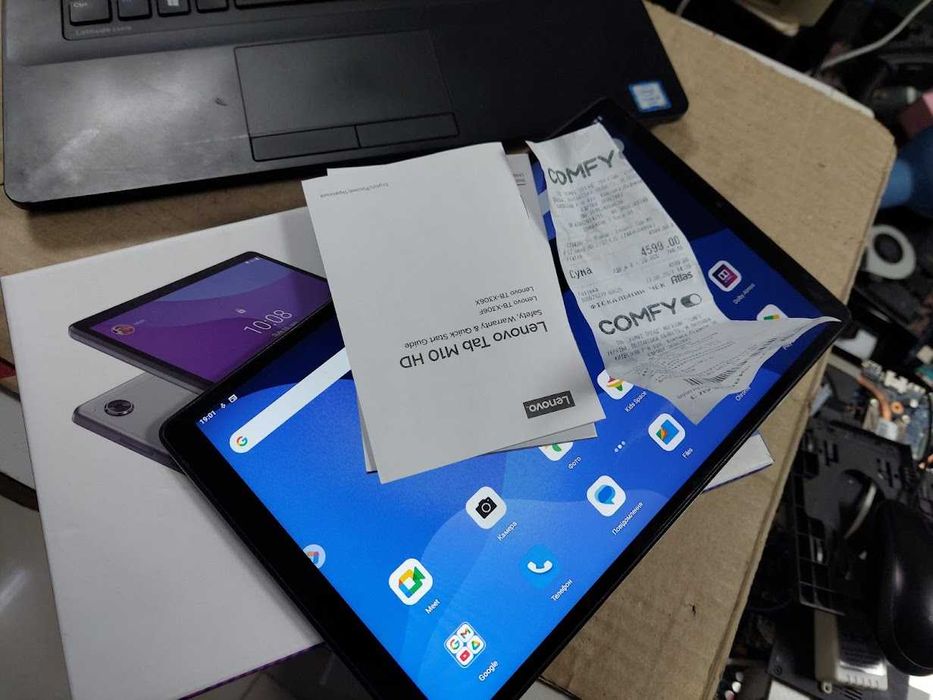 Планшет Lenovo TAB M10 (TB-X306X)