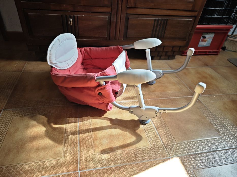 Cadeira Chicco para mesa bebé
