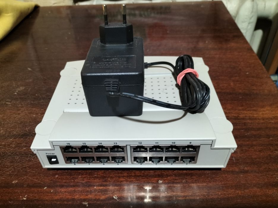 Пропоную некерований комутатор SURECOM EP-816VX