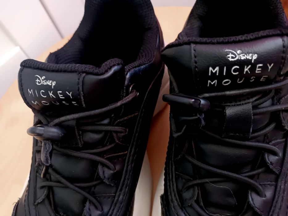 Buty Reserved Mickey Mouse rozm. 33