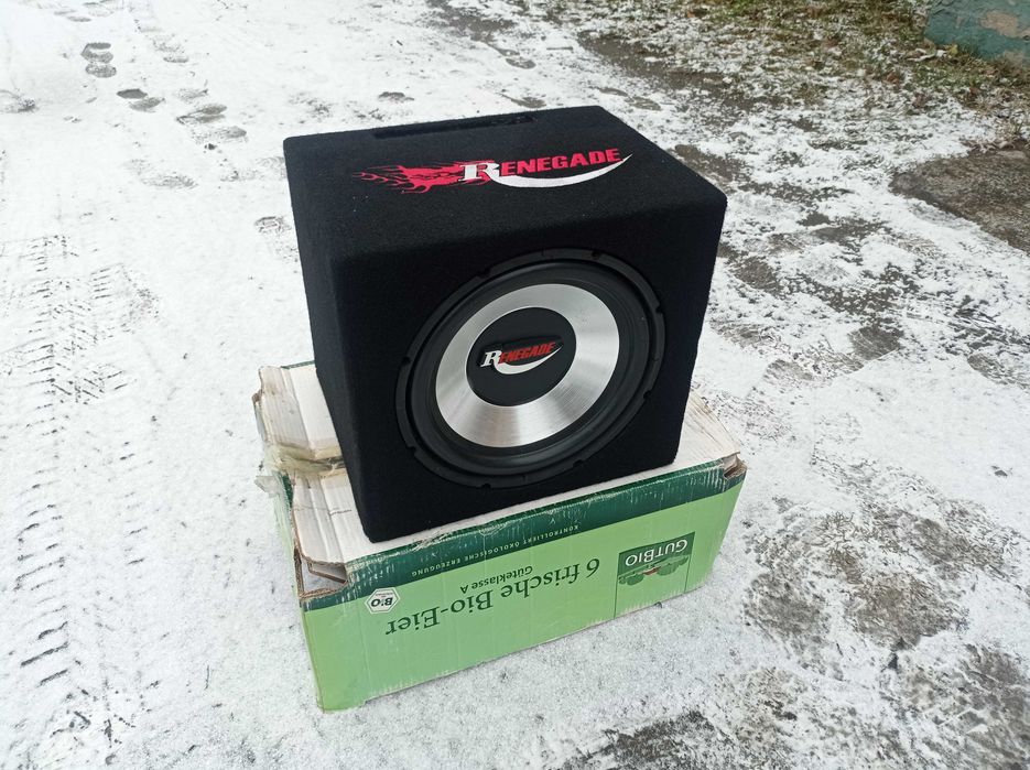 Subwoofer Tuba Skrzynia Basowa RENEGADE 300RMS