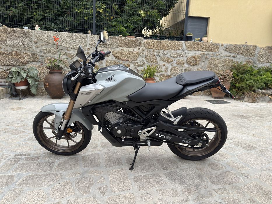 Honda CB125r 2022