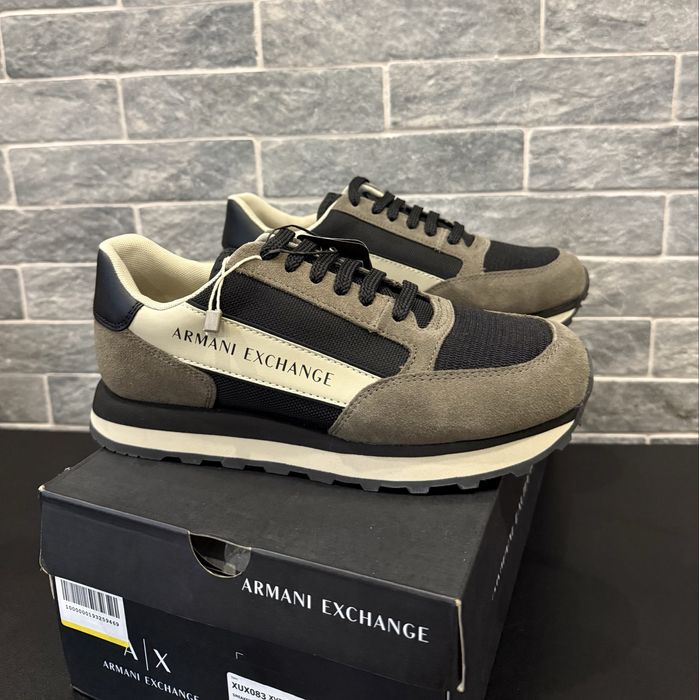 Кросівки чоловічі Armani Exchange 42