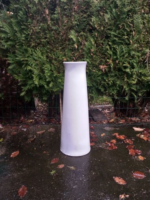Postument pod umywalkę wiszący i stojący noga
