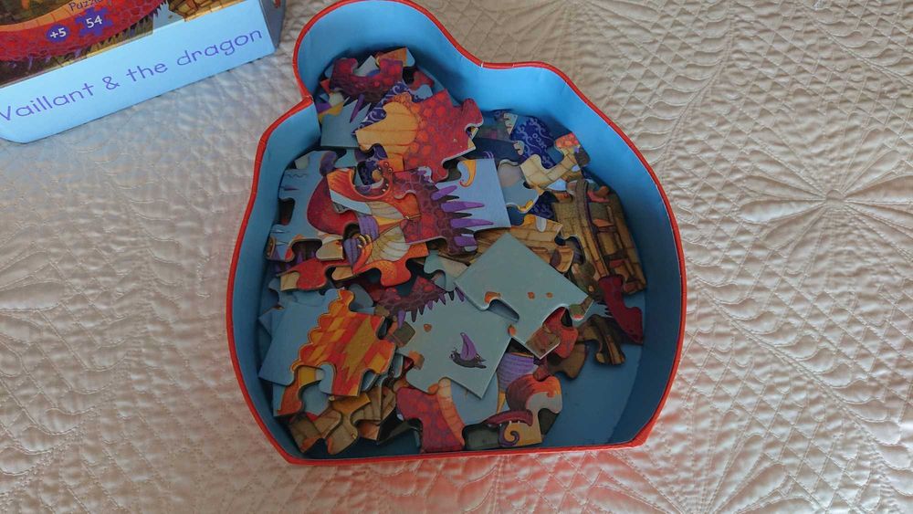 puzzle djeco Valente e os dragões
