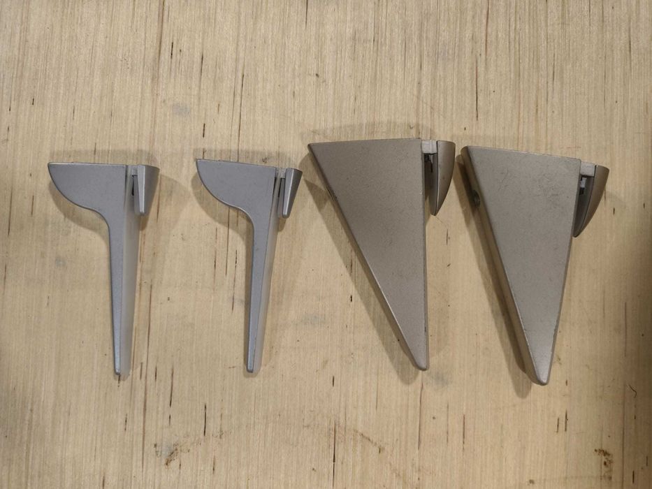 Suportes em inox para prateleiras