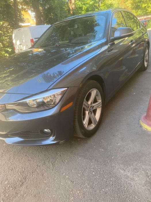 Продам BMW 328I. 2015