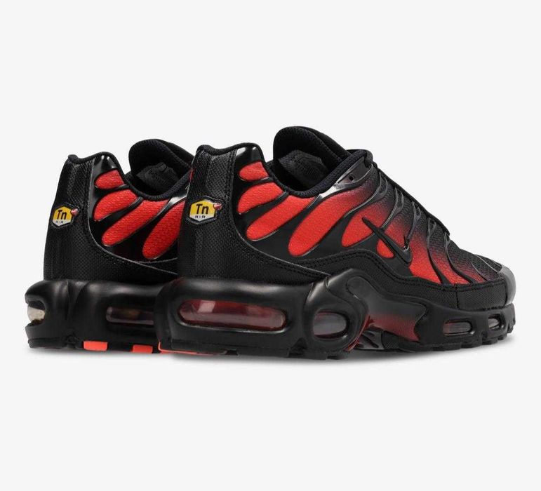 Nike air max plus TN czarne czerwone 36,5